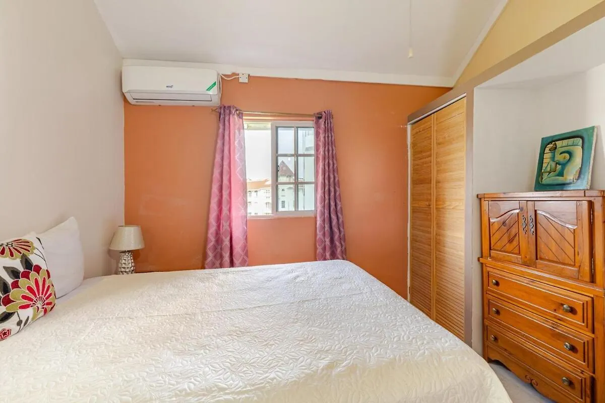 Calypso Villa - 2Bedrm 2Bathrm Pool View & Beach 203 Montego Bay