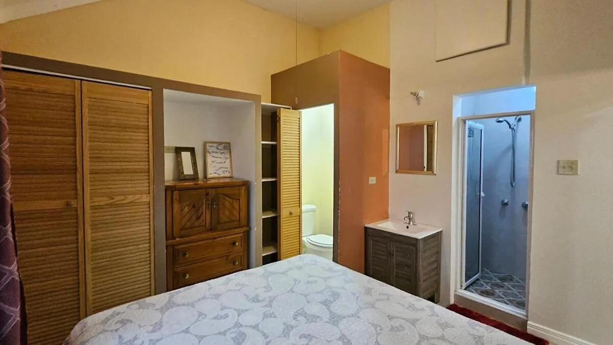Calypso Villa - 2Bedrm 2Bathrm Pool View & Beach 203 Montego Bay