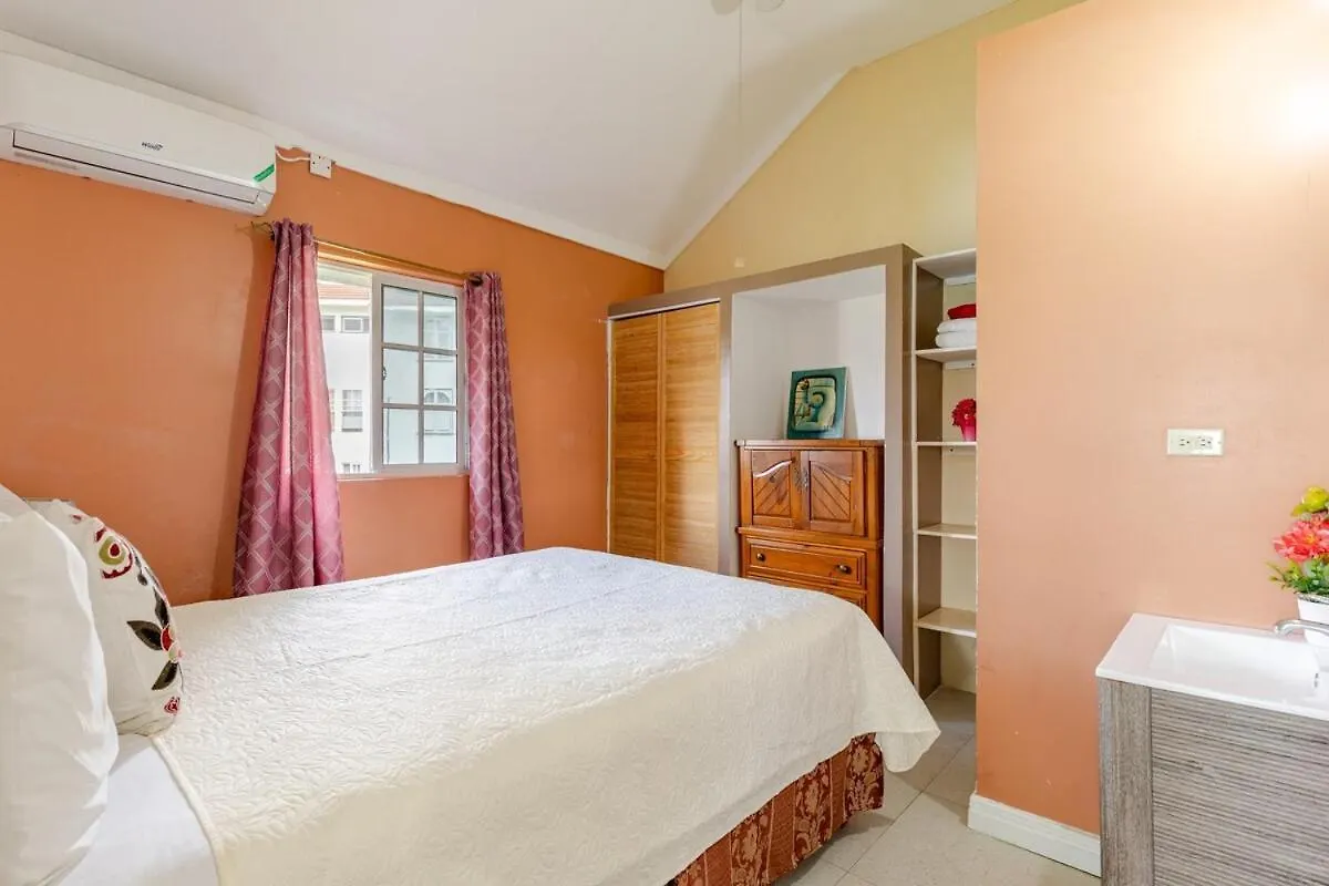 Calypso Villa - 2Bedrm 2Bathrm Pool View & Beach 203 Montego Bay Apartment