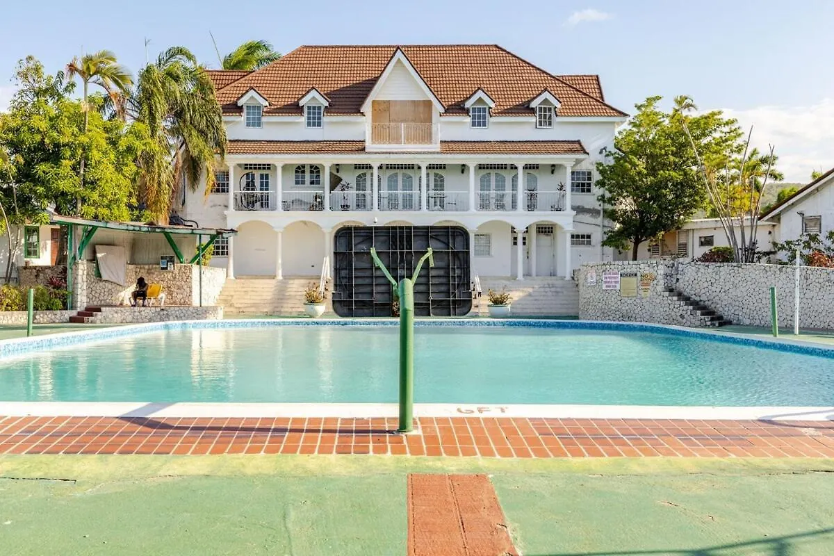 Apartment Calypso Villa - 2Bedrm 2Bathrm Pool View & Beach 203 Montego Bay