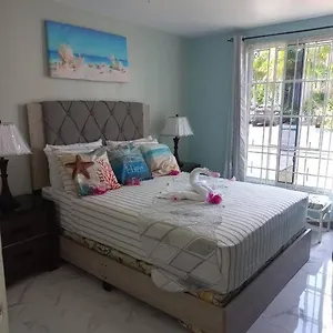 Sea Castles La Vue Montego Bay